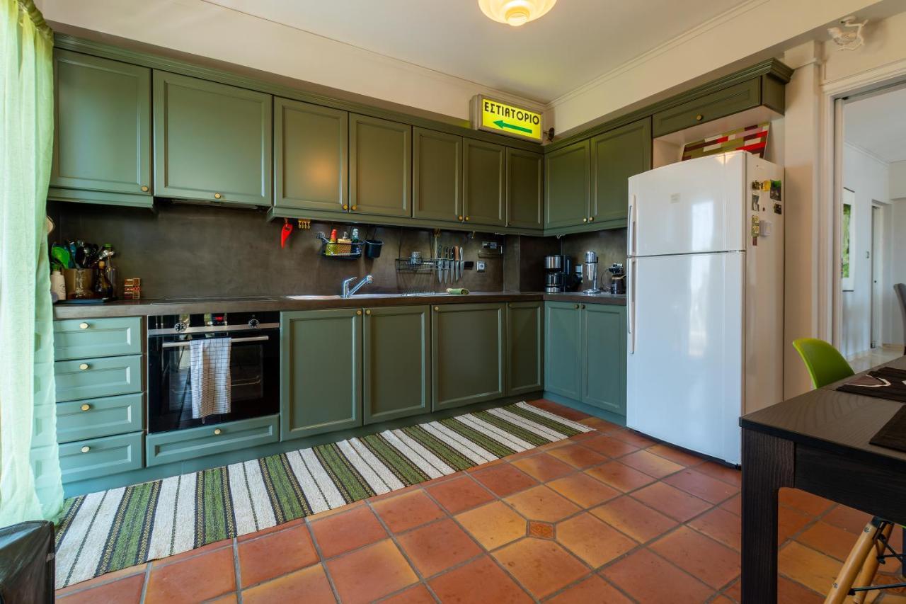 Spacious Apartment In Kavouri Athene Buitenkant foto